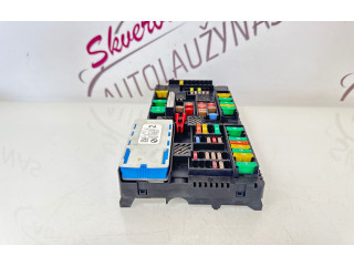 Блок предохранителей 6837090, P00127004AQ   BMW 5 G30 G31    