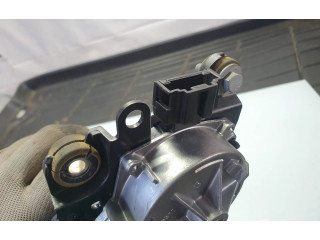 Моторчик заднего дворника A2059063400, W000060243    Mercedes-Benz C W205