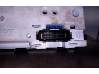 Přístrojová deska  Seat Toledo I (1L)  81117648  