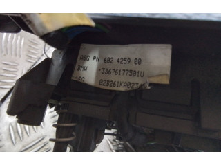 Подушка безопасности водителя 602425900, 33676177501U   BMW 7 E65 E66