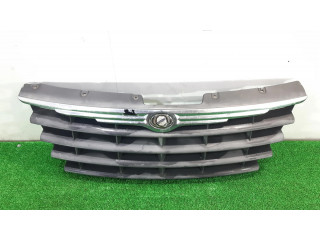 Передняя решётка Chrysler Grand Voyager IV 2001-2007 года 04857960AA      