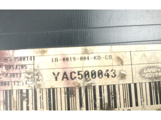 Přístrojová deska  Land Rover Discovery 3 - LR3 2005 YAC500043  