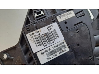 Блок предохранителей 9801147680   Citroen C3 Picasso    