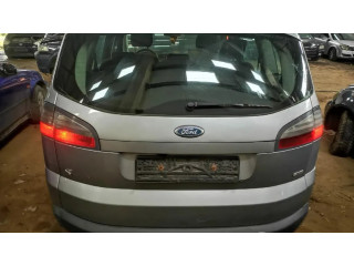 Vstřikovač 4M5Q9F593AD, 4M5Q-9F593-AD   Ford S-MAX  pro naftový motor 1.8  