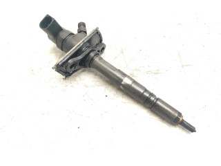 Форсунка 0445110114, 057130276H    Audi A8 S8 D2 4D   