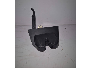 Замок багажника     Audi A3 S3 8P 2003 - 2012 года