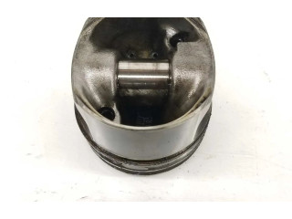 Píst 11257812567   Mini Cooper Countryman R60  pro naftový motor 1.6  