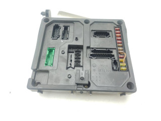 Блок предохранителей YM2114B205C   Volkswagen Sharan    