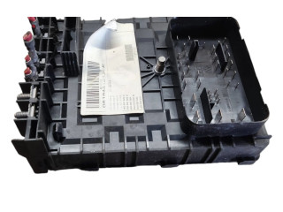   Pojistková skříňka 1K0937815C, 1K0937814F   Volkswagen Tiguan 2010