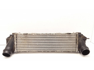 Интеркулер  7618768   BMW 5 F10 F11 2.0