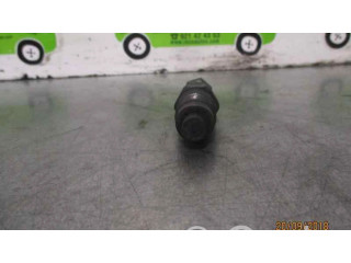 Vstřikovač 002EU03, LUCAS   Hyundai H-100  pro naftový motor 2.5 D 4BH 