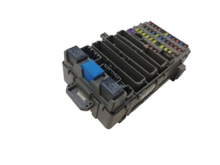Блок предохранителей SWAE942, 090930   Honda CR-V    