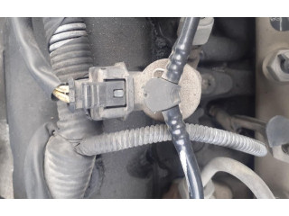 Vstřikovač 8200238528   Volvo S40, V40    D4192T3 