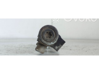 Vstřikovací lišta 0445216002   BMW 5 E39     