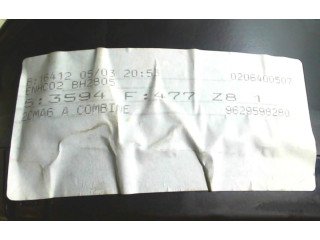 Přístrojová deska  Peugeot 607 2001 6106A2, 6106A2  