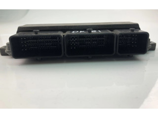 Řídící jednotka 237109221R, 237105499R   Renault Captur 2013