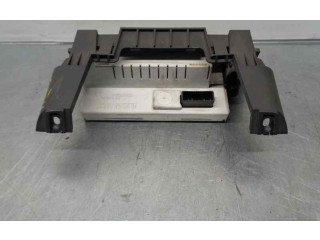 Дисплей    8200290542   Renault Megane II