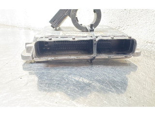 Řídící jednotka 0281010457   Opel Vectra B 2000