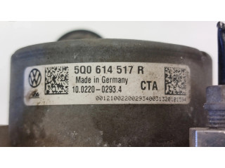 Блок АБС 5Q0907379S, 5Q0614517R   Volkswagen  Golf VII  2013-2019 года