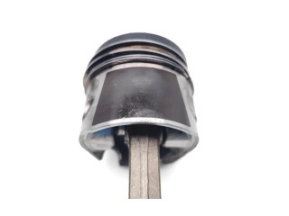 Píst AWX   Audi A6 S6 C5 4B    AWX 