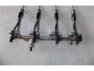 Vstřikovací lišta 31478396, 32140074   Volvo V60    B420T3 