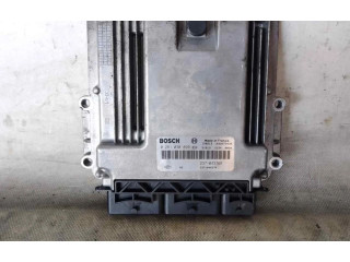 Řídící jednotka 237104376R   Renault Captur 