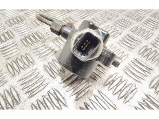 Vstřikovací lišta 8200584034, H8200334367   Nissan Note (E11)    K9KE274 