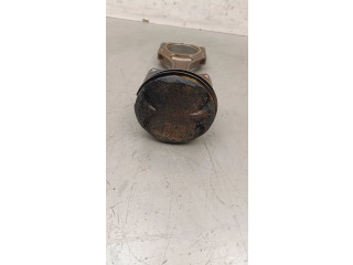Píst 7504422   BMW 3 E46  pro benzínový motor 2.0 N42B20 