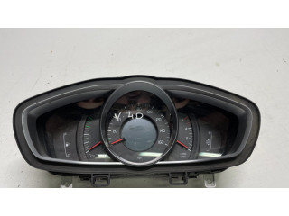 Přístrojová deska  Volvo V40 2014 31412877, 0212353  