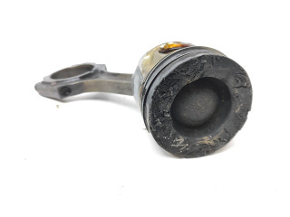 Píst 0217739   Toyota Land Cruiser (J200)     