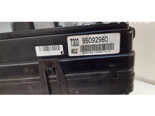   Pojistková skříňka 95092980   Chevrolet Aveo 2012