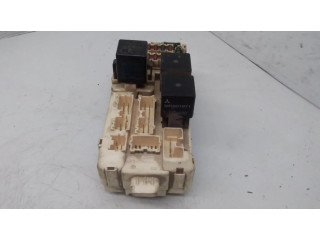 Блок предохранителей MR24316   Mitsubishi Galant    