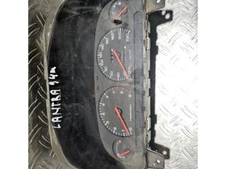 Přístrojová deska  Hyundai Lantra I 1993 71110551, 78811290  