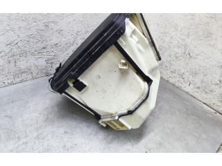   Pojistková skříňka A2045400182   Mercedes-Benz C W204 2010