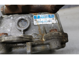 Vstřikovací lišta 0438100011, 0438120032   Mercedes-Benz S W116     