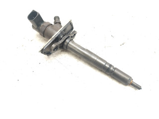 Форсунка 0445110114, 057130276H    Audi A8 S8 D2 4D   