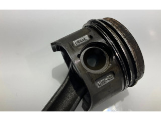 Píst    Mercedes-Benz E W211    648.961 