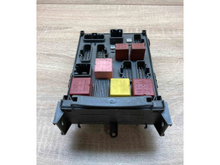   Pojistková skříňka 8200447440, 518835111   Renault Vel Satis 2000