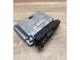 Řídící jednotka 0281001634, 90569348   Opel Vectra B 1996