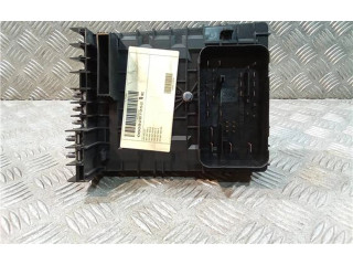   Pojistková skříňka 1K0937049AA, F005V00495   Volkswagen Caddy 2006