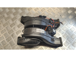 Вентилятор печки    9216335, 64119216335   BMW 5 GT F07