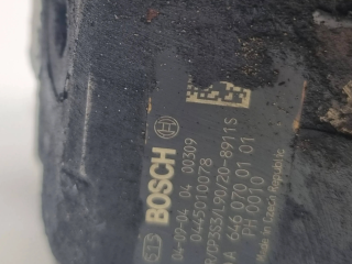 Vstřikovací čerpadlo A6460700101, 6460700101   Mercedes-Benz E W211  pro naftový motor 2.2  