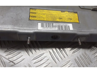 Подушка безопасности для колен    Toyota Corolla E140 E150