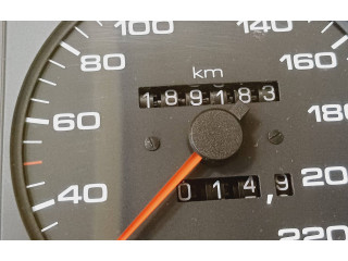 Přístrojová deska  Audi 80 90 B3 1988 893919033BA  