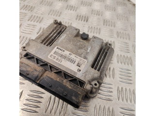 Řídící jednotka 55205632   Opel Vectra C 2006