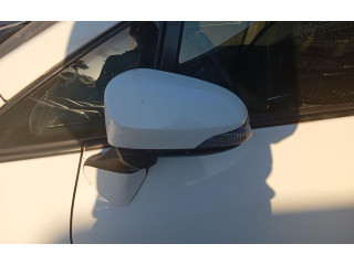Zpětné zrcátko  Toyota Verso 2014  026983  