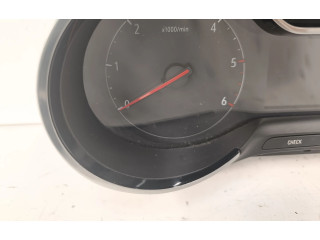 Přístrojová deska  Opel Crossland X 2020 769318600U, 769167680U  