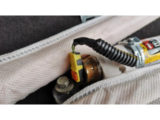 Боковая подушка безопасности 39008397   Opel Astra K