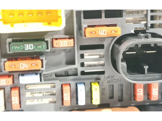 Pojistková skříňka Řídící jednotka BSM 9667044980   Peugeot 3008 I 2009