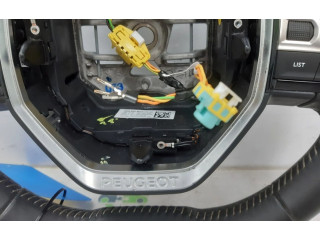 Volant Peugeot 3008 II 2016 98105486AU, 98105486AU  